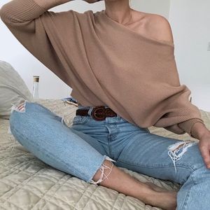 BOUTIQUE off-the-shoulder top